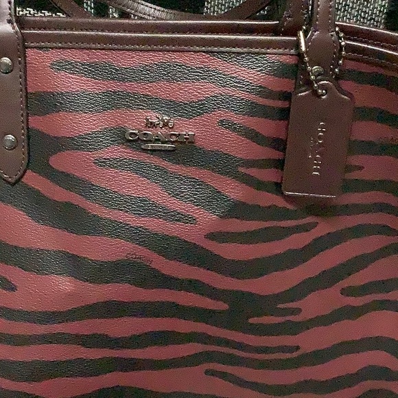 Coach burgundy & black zebra print reversible leather tote purse - Picture 3 of 10